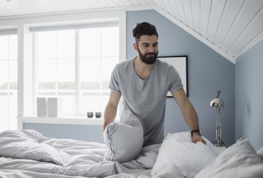 Here are 5 Reasons Why You Should Make Your Bed
