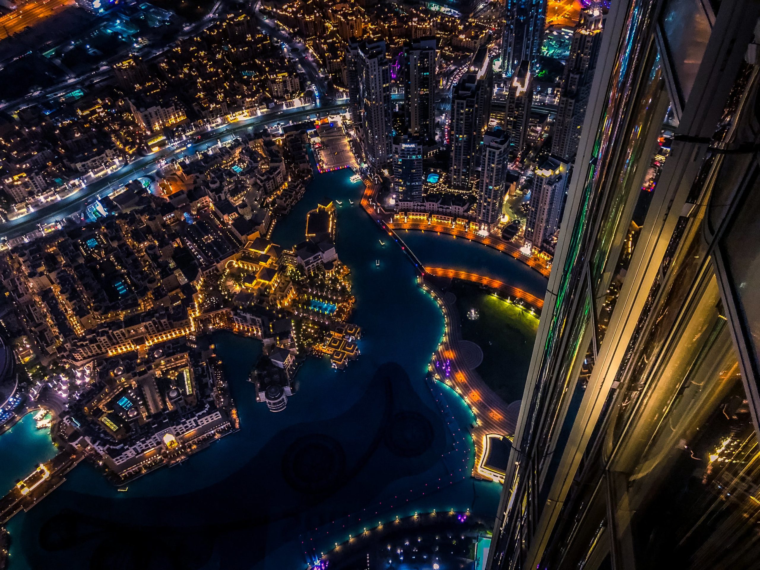 A beautiful view of Dubai at night