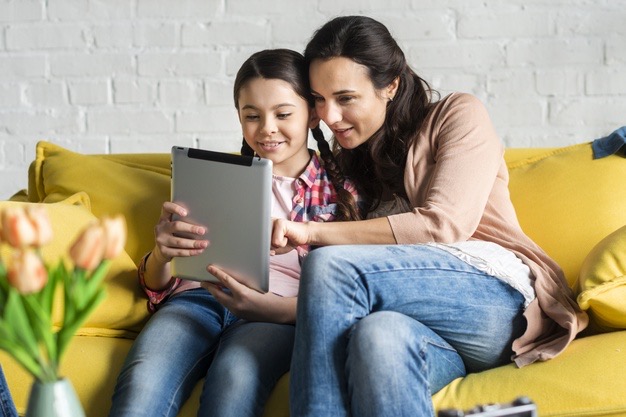 Have the iPads and Tablets Become the Modern Babysitter?