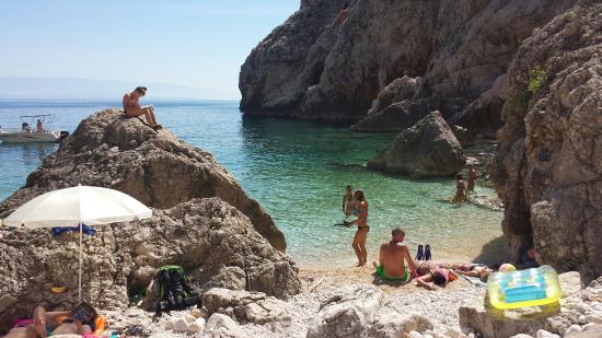 Top 10 Best Beaches in Croatia -Summer Vacation? Let's Go!