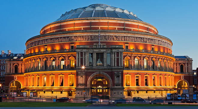 Best Places to Visit if You’re a Fan of Opera